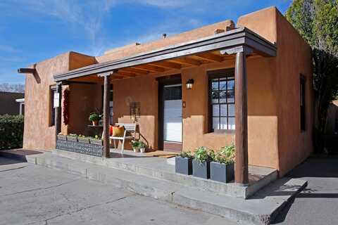131 Nusbaum Street, Santa Fe, NM 87501