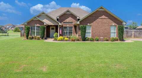 143 Savanna Dr, Killen, AL 35645