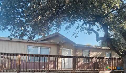 1065 Tamarack Drive, Canyon Lake, TX 78133