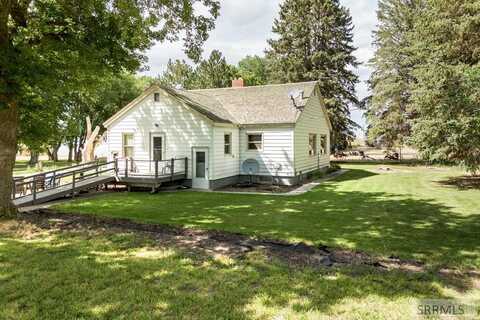 2702 W Landing Rd, Rockland, ID 83271