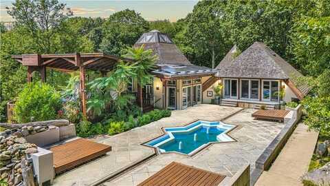 160 Ross Hill Road, Charlestown, RI 02813