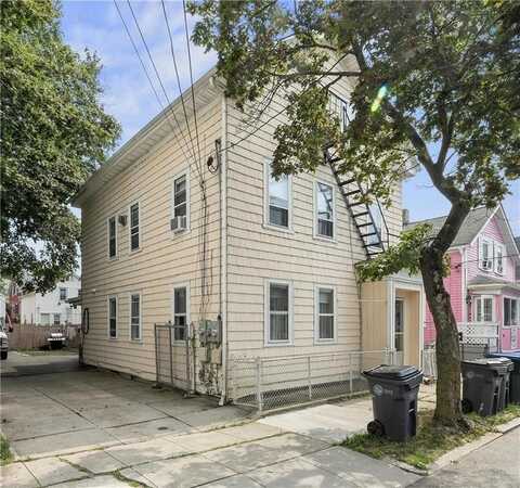 150 Early Street, Providence, RI 02907
