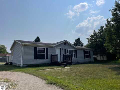 5226 Jonathon Lane, Mount Pleasant, MI 48858