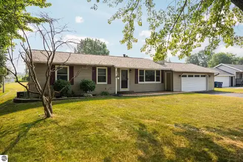 856 Meadow Drive, Traverse City, MI 49685