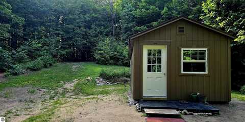 11480 Buck Lane, Mancelona, MI 49659