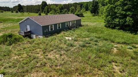 303 Westwood Road, Nw, Alden, MI 49612