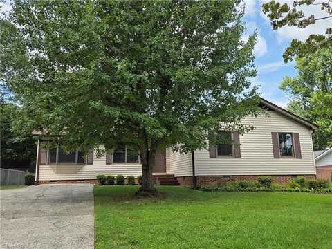 1426 Brookdale Drive, Asheboro, NC 27205