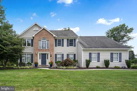 10 TAMARACK DRIVE, DENVER, PA 17517