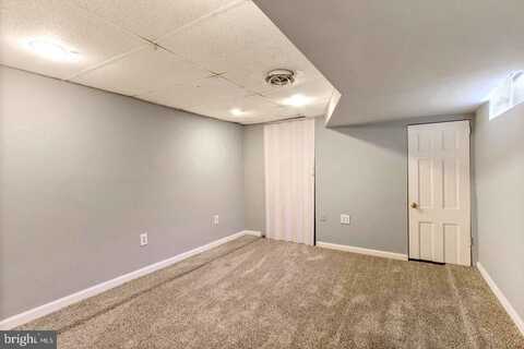 1719 JEFFERSON ROAD, SPRING GROVE, PA 17362