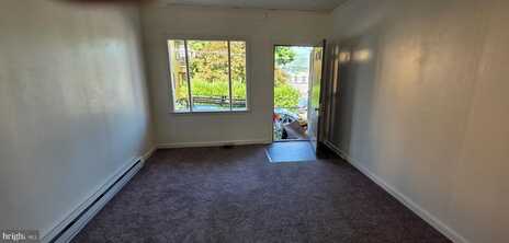 13 N GRANT STREET, SHAMOKIN, PA 17872