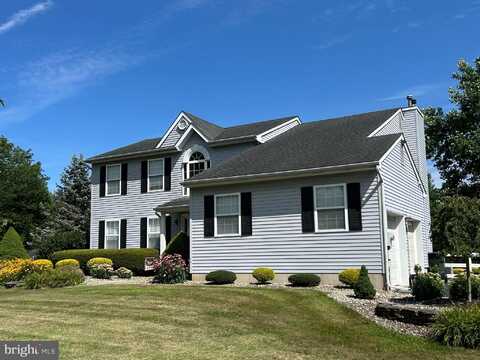 5 GALLOPING BROOK DRIVE, ALLENTOWN, NJ 08501