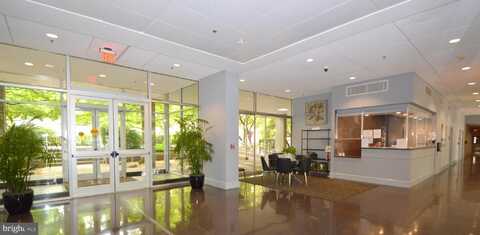 800 4TH STREET SW, WASHINGTON, DC 20024