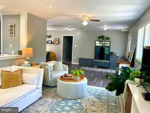 33 RIVER VIEW DRIVE, HARPERS FERRY, WV 25425