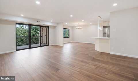 203 YOAKUM PARKWAY, ALEXANDRIA, VA 22304