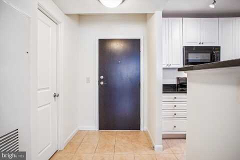 851 N GLEBE ROAD, ARLINGTON, VA 22203