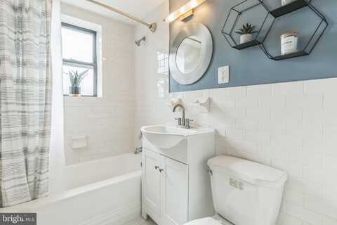 212 OAKWOOD STREET SE, WASHINGTON, DC 20032