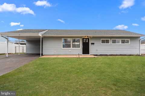 31 PLEASANT LANE, LEVITTOWN, PA 19054