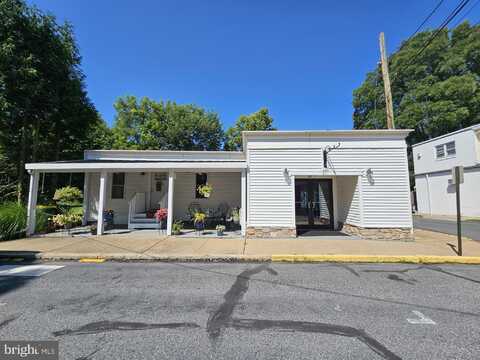 801 DURHAM ROAD, RIEGELSVILLE, PA 18077
