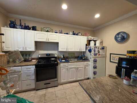 20 S ORANGE STREET, MEDIA, PA 19063