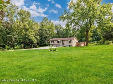 399 New Paltz Road, Highland, NY 12528