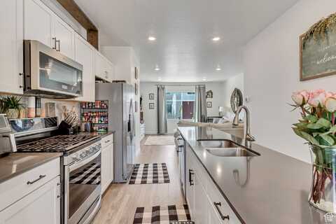 1106 E YARD, Saratoga Springs, UT 84045