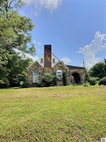 529 Mayfield Rd, Clinton, KY 42031