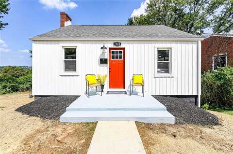 1725 Hallowell St, Brookline, PA 15210