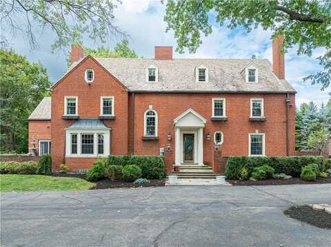 705 E Beau St, Washington Boro, PA 15301