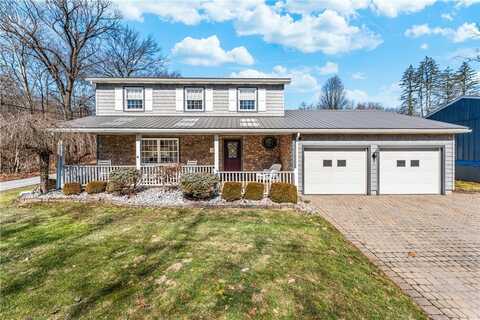 701 E Hillcrest Avenue, New Castle, PA 16105