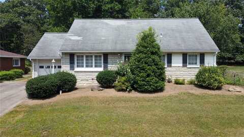 201 Beech Rd, Baden, PA 16001