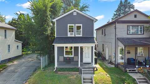 133 Maplewood Ave, Ambridge, PA 15003