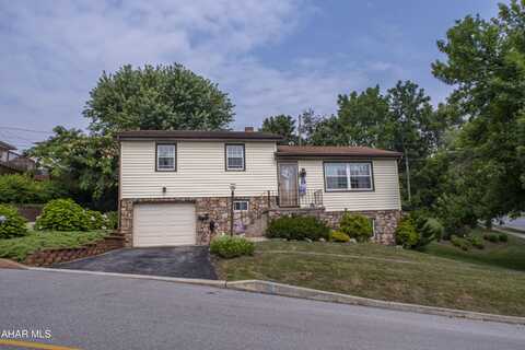 1818 Bell Avenue, Altoona, PA 16602