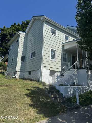 1308 17th Avenue, Altoona, PA 16601