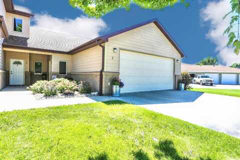 1916 Prospect, Aberdeen, SD 57401
