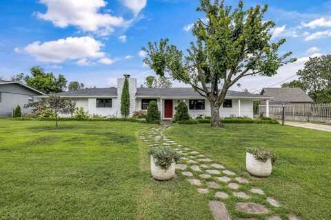 530 W Pecan ST, Rogers, AR 72756