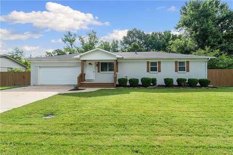 1305 SE D ST, Bentonville, AR 72712