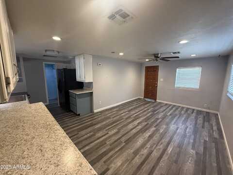 125 S 83RD Place, Mesa, AZ 85208