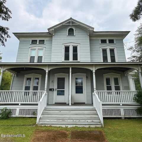 672-676 North Hoosac Rd, Williamstown, MA 01267