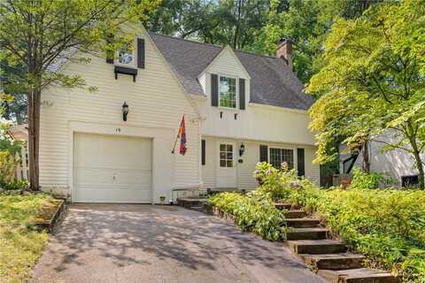 19 Fair Oaks Drive, Perinton, NY 14445