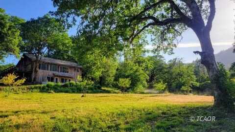 8480 St. John Road, Hyampom, CA 96046
