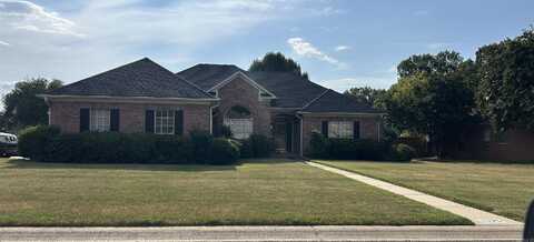 1325 Clarence Drive, Conway, AR 72034