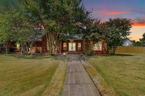 930 Enderlin, Conway, AR 72034