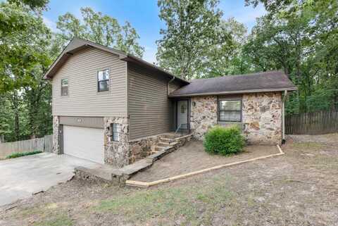 16 Rockledge Place, Maumelle, AR 72113