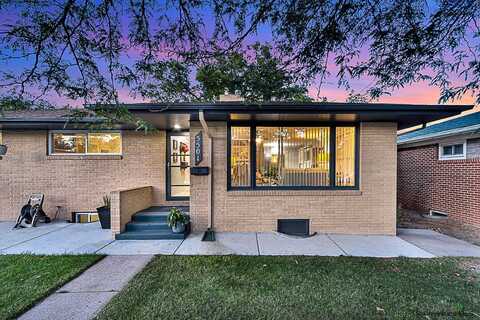 5501 FREDERICK DR, Cheyenne, WY 82009