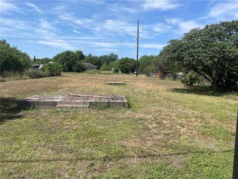 507 Franklin, Gregory, TX 78359