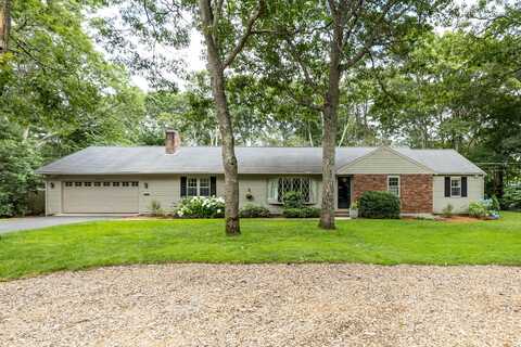 25 Naushon Circle, Centerville, MA 02632