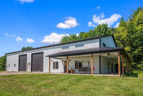 7587 County Rd 183, Fredericktown, OH 43019
