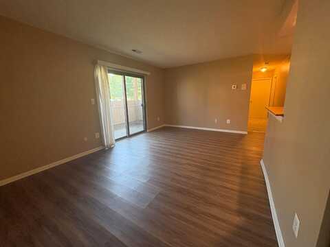 2271 Hedgerow Road, Columbus, OH 43220