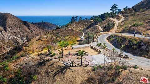 2700 Hume Rd, Malibu, CA 90265