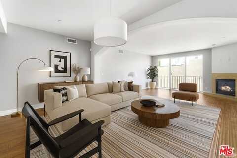 4711 Ambrose Ave, Los Angeles, CA 90027